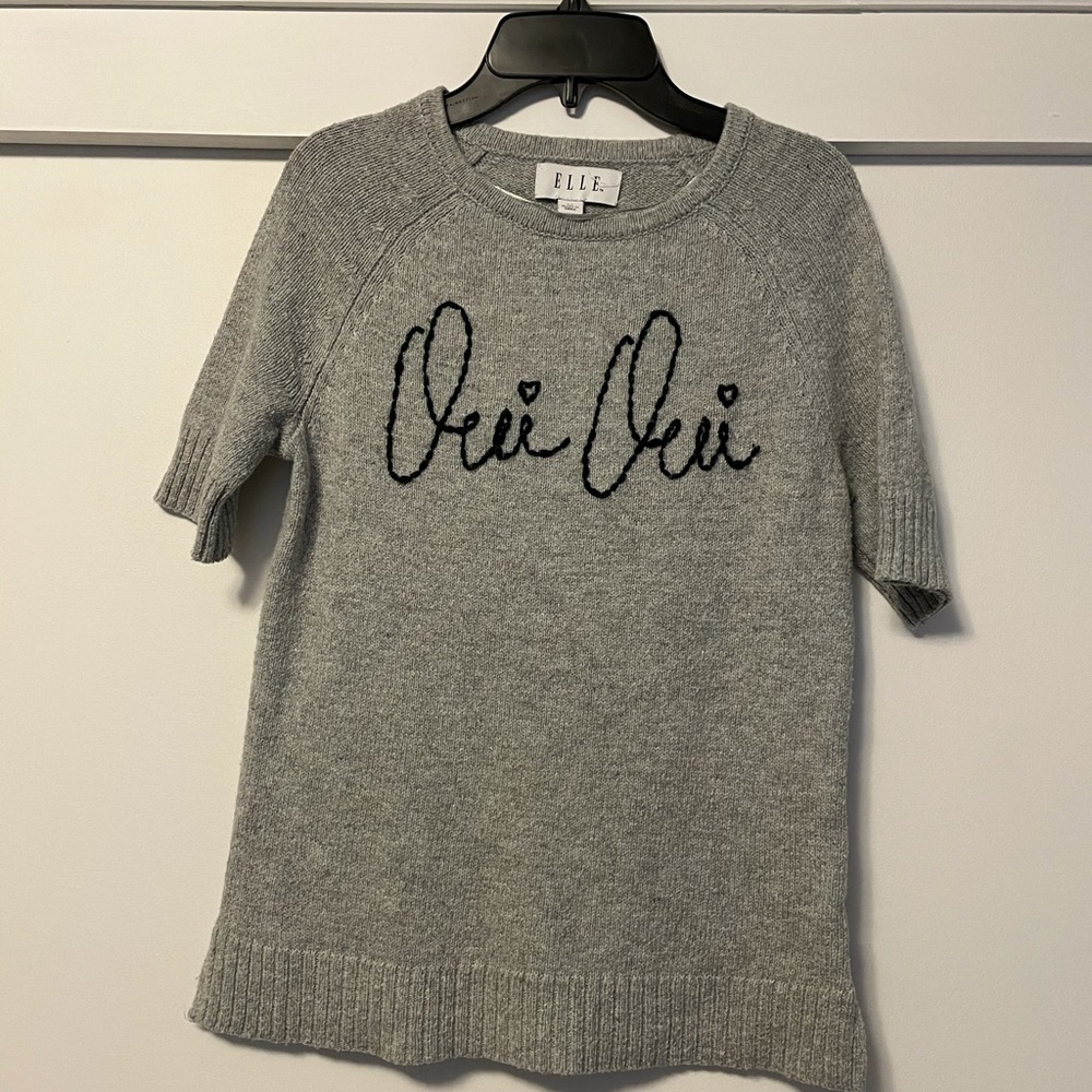 Elle short sleeve xs sweater